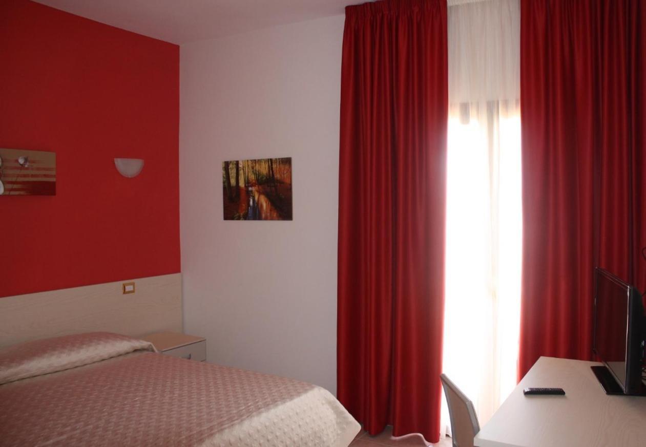 Casale Degli Ulivi Resort Pellare エクステリア 写真