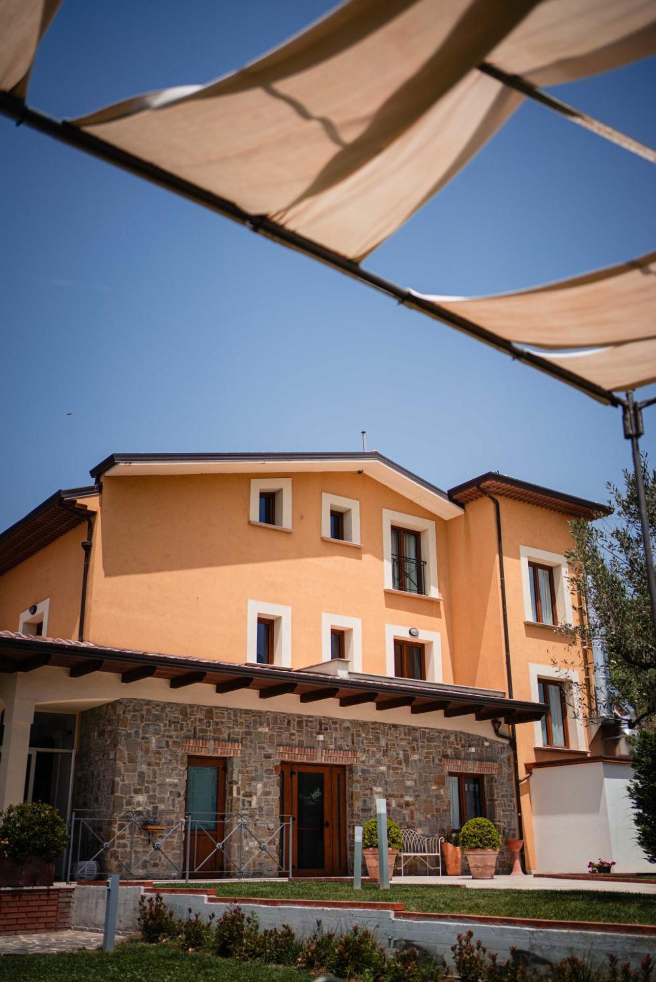 Casale Degli Ulivi Resort Pellare エクステリア 写真