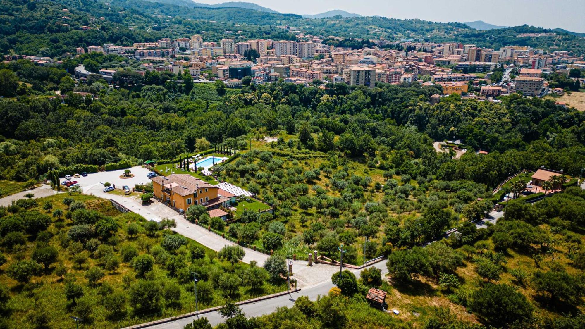 Casale Degli Ulivi Resort Pellare エクステリア 写真