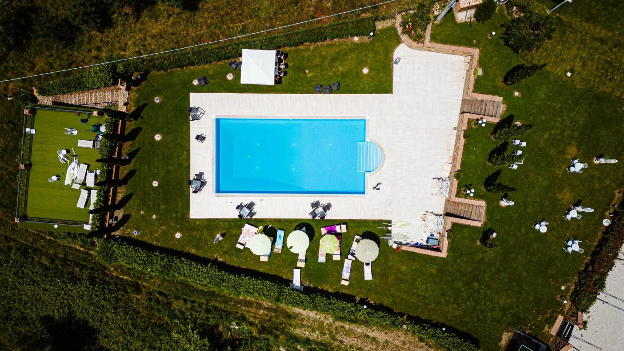 Casale Degli Ulivi Resort Pellare エクステリア 写真