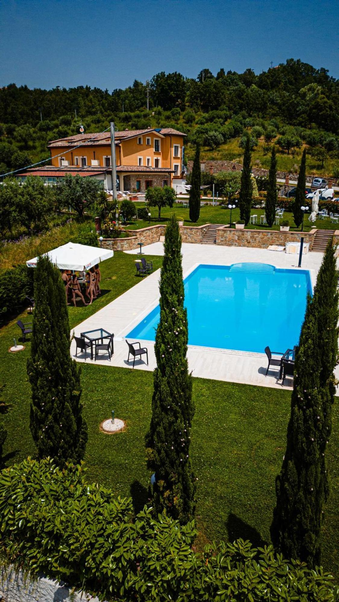 Casale Degli Ulivi Resort Pellare エクステリア 写真