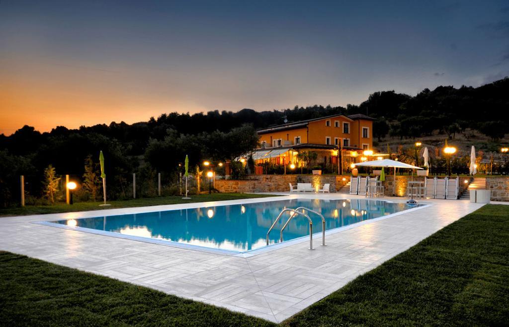 Casale Degli Ulivi Resort Pellare エクステリア 写真